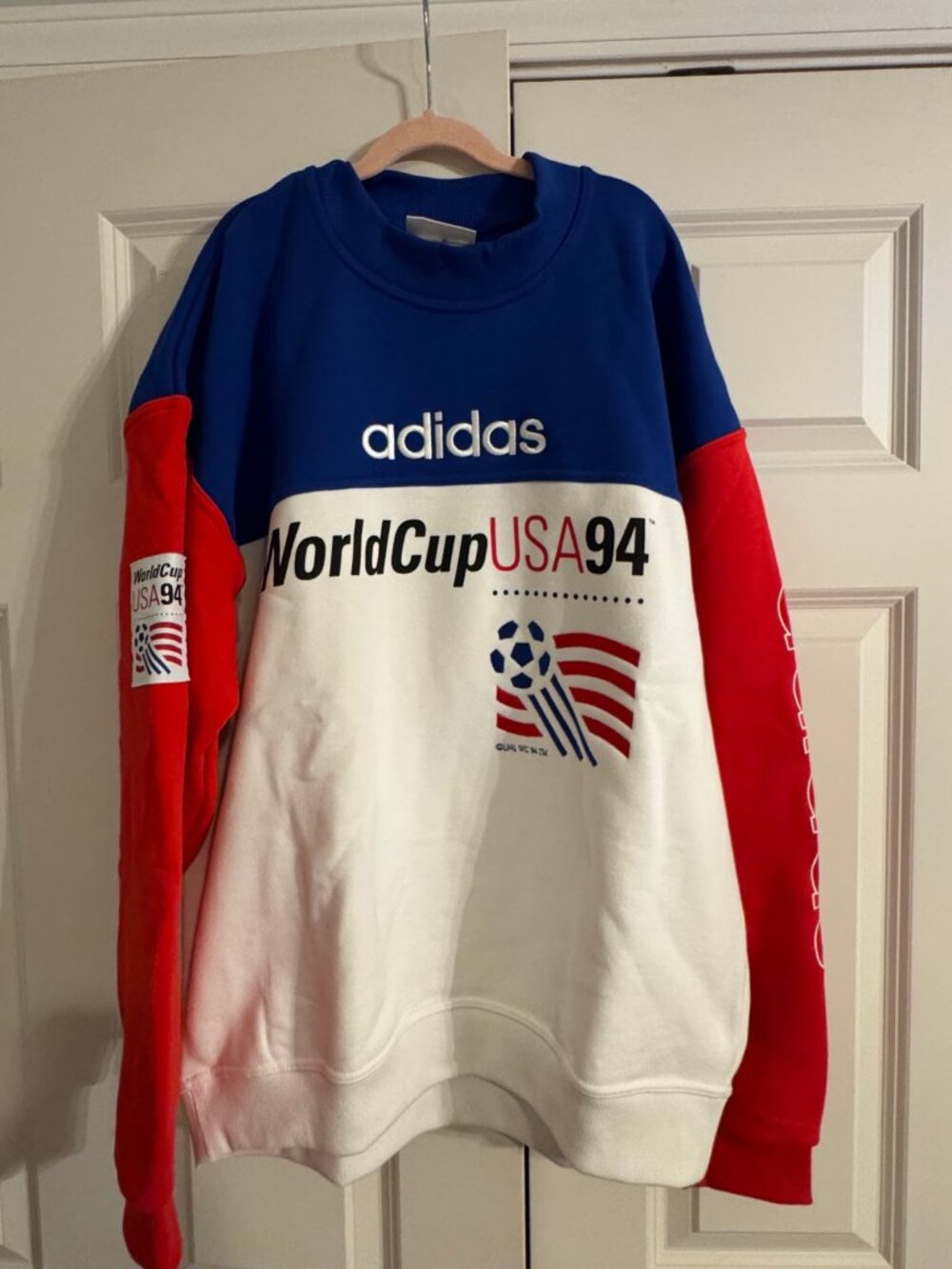 Adidas World Cup USA 94 Sweatshirt Mens M Blue White Red FIFA Classics NWT